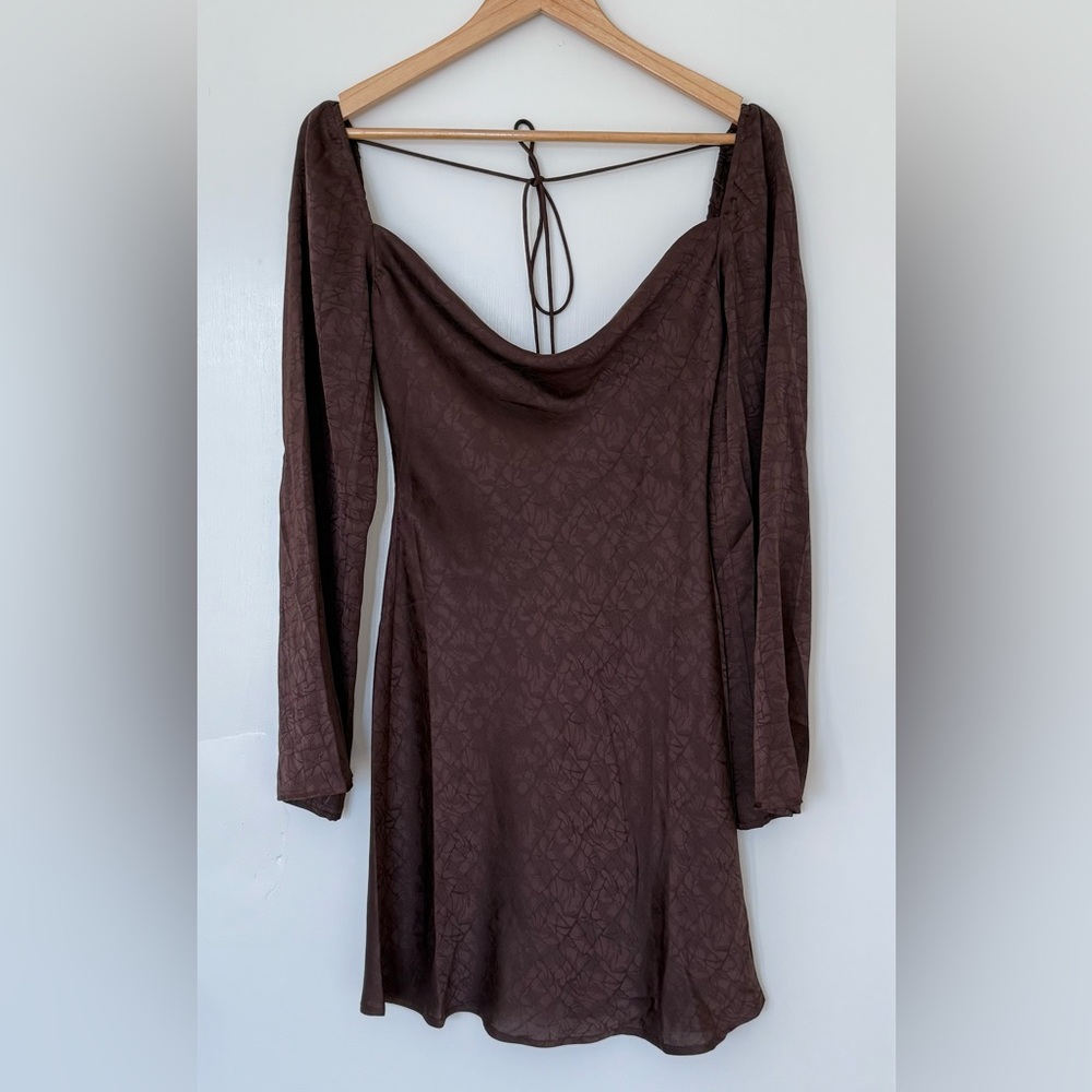 Isalis Chic Brown Mini Dress